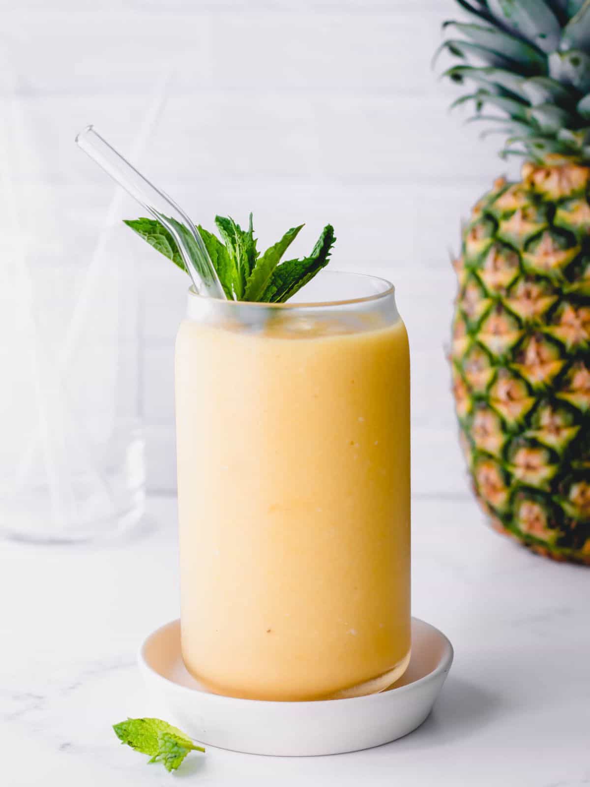 Creamy Mango Pineapple Smoothie - The Oregon Dietitian