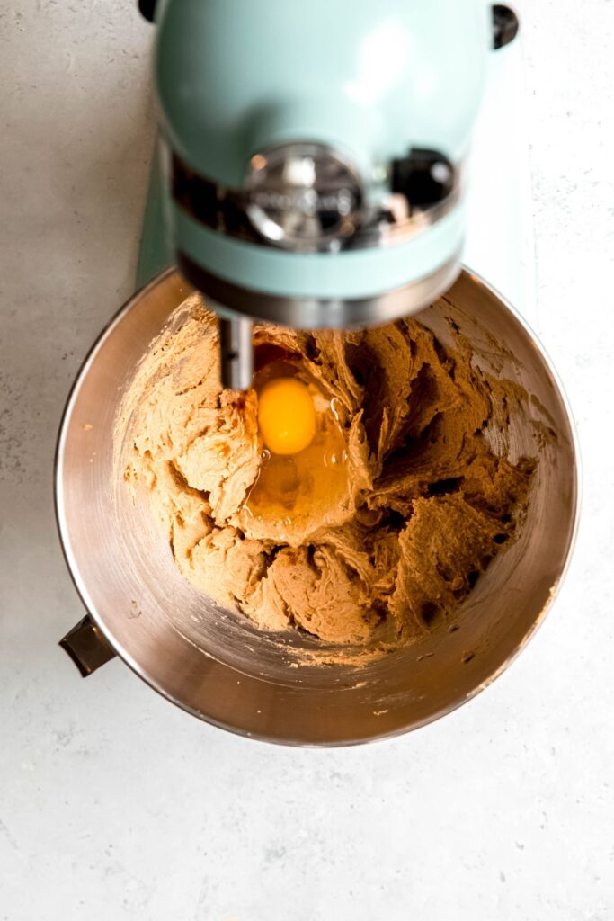 egg and vanilla added to the creamed butter/peanut butter mixture.
